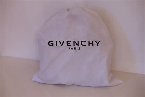 givenchy nilsson